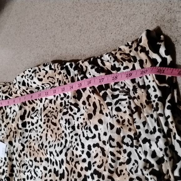 NWT Maurices top - Picture 6 of 6